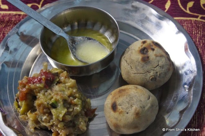 This is how it looks before immersed in ghee.